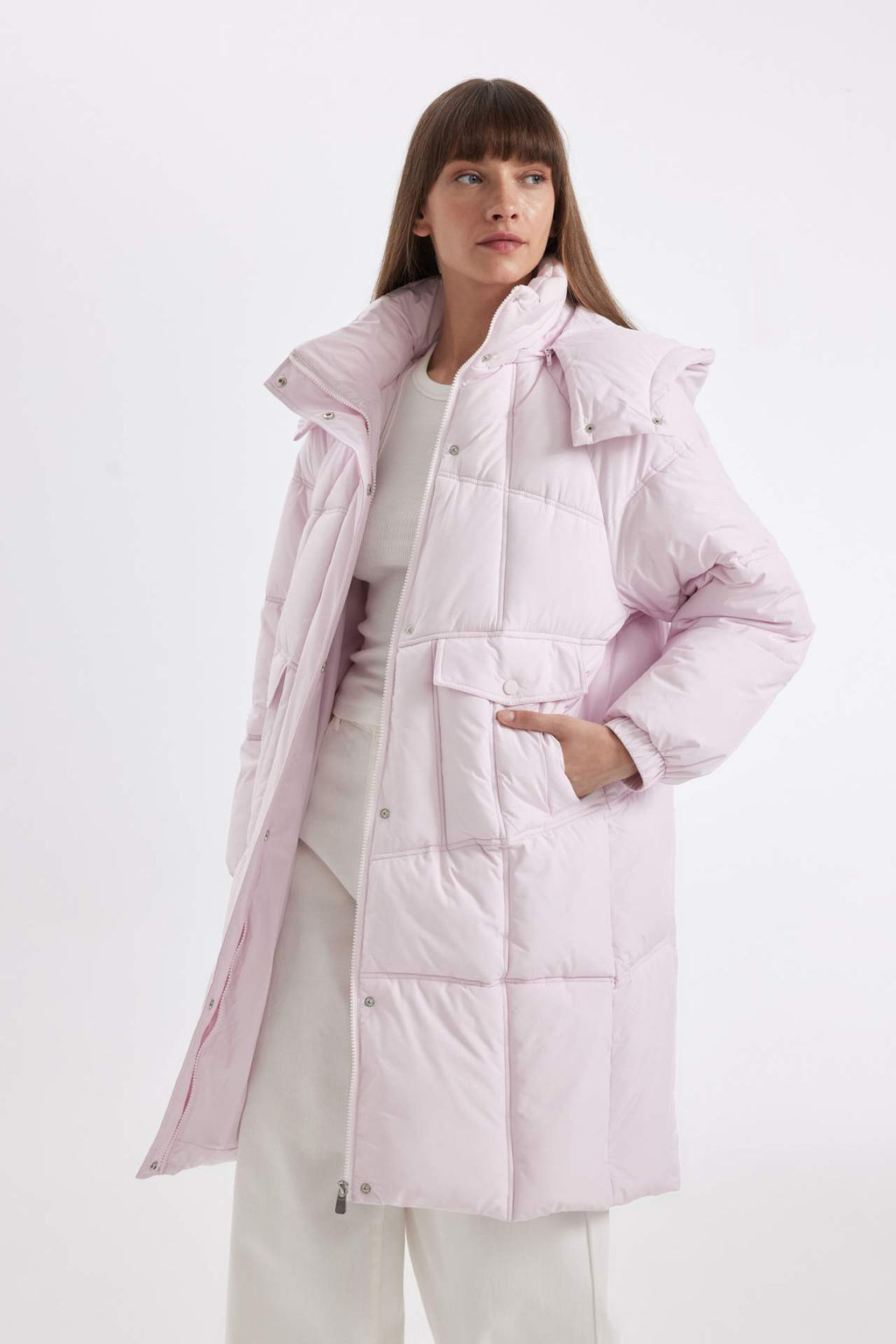 Su Itici Uzun Sisme Mont Kapusonlu Kapitoneli Fermuarl? C?tc?tl? Cepli - Defacto фото 2