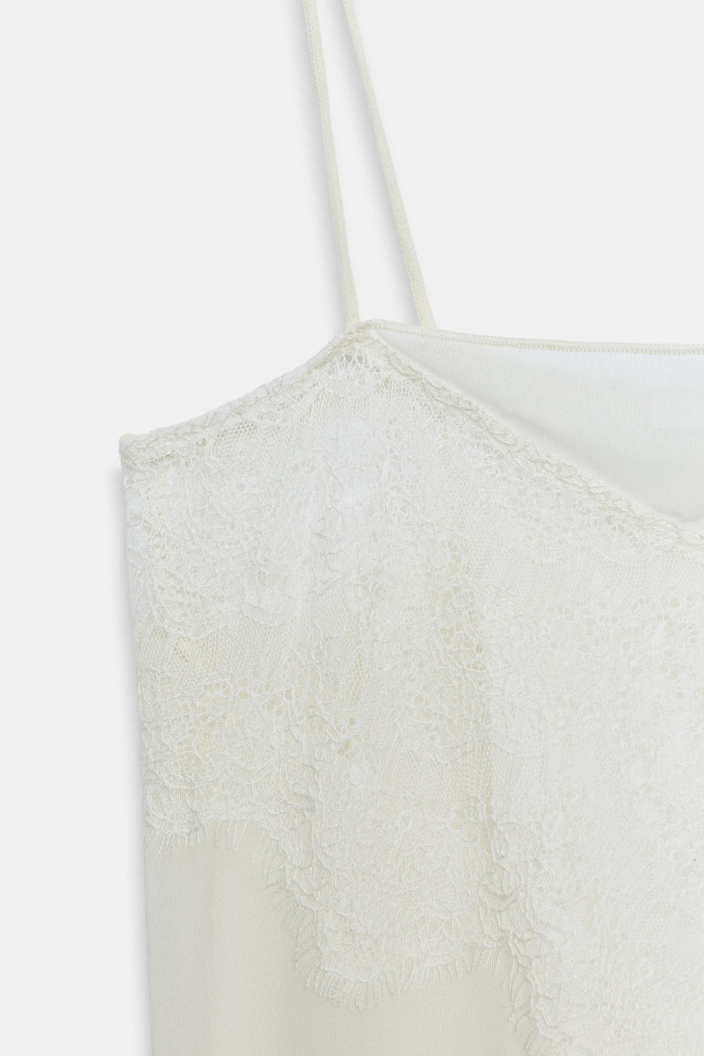 TOP ENCAJE / Blanco roto
