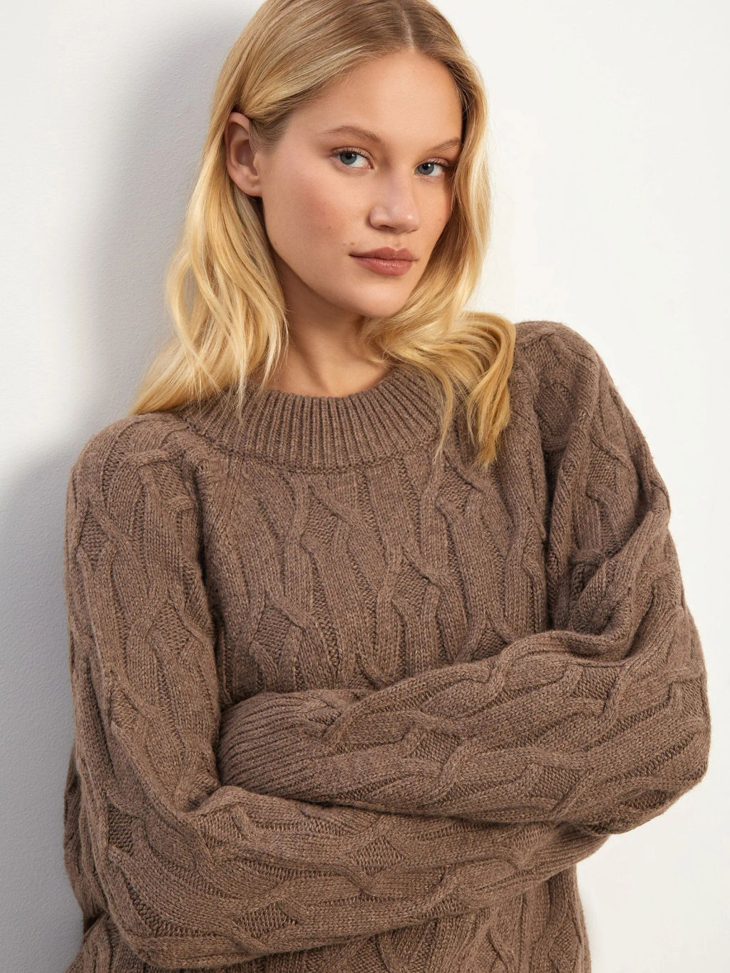 Мягкий джемпер с вискозой, шерстью и ангорой - Emka фото 4