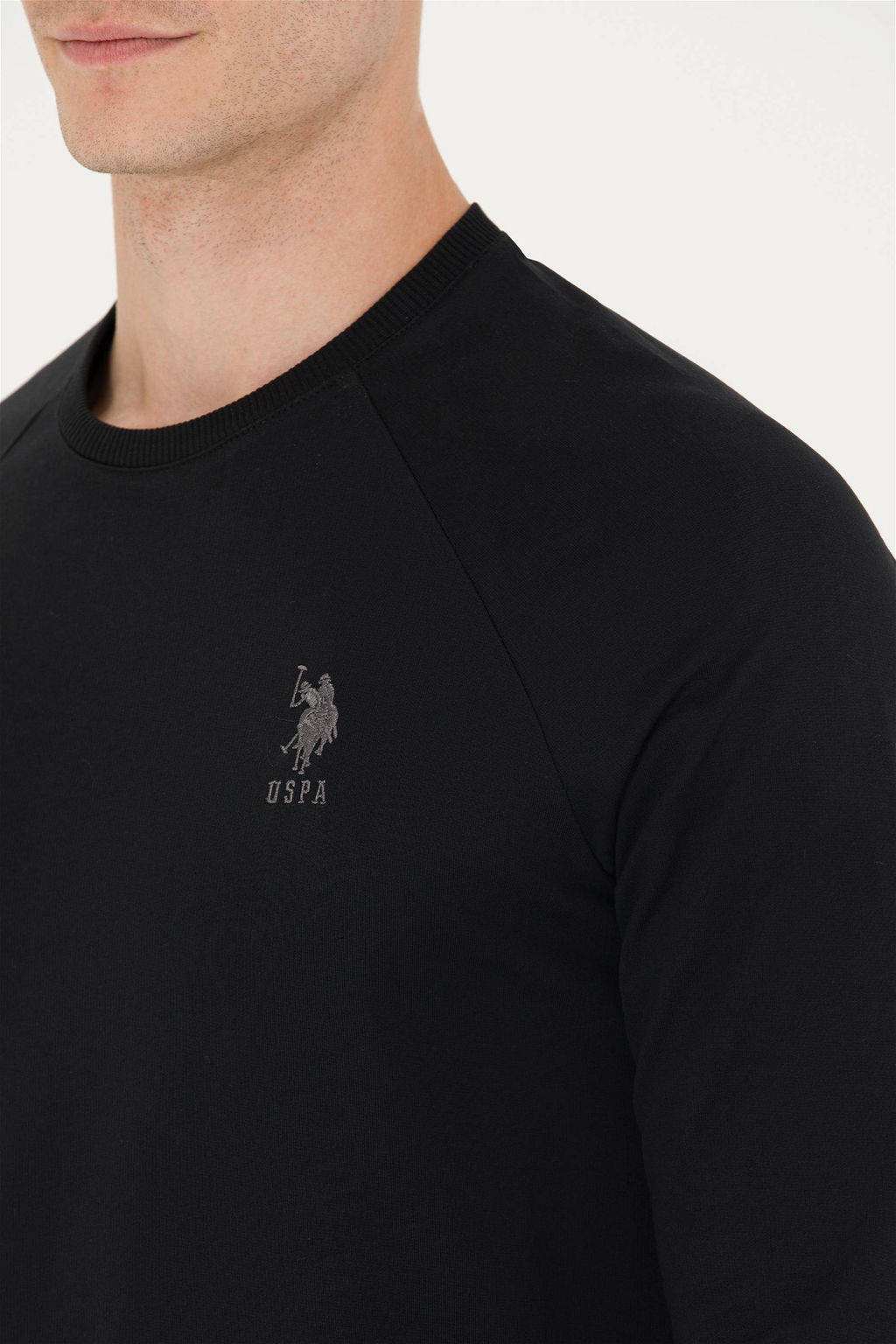 U. S. Polo Assn / Мужской черный базовый свитшот с круглым вырезом - U.s. polo assn фото 13