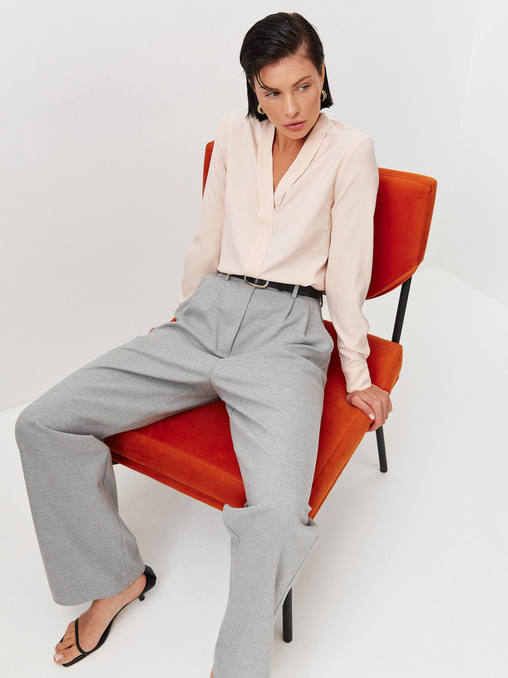 Блузка из сатина с V вырезом персик 20% шелк 35% вискоза 45% полиэстер - Tantino фото 12