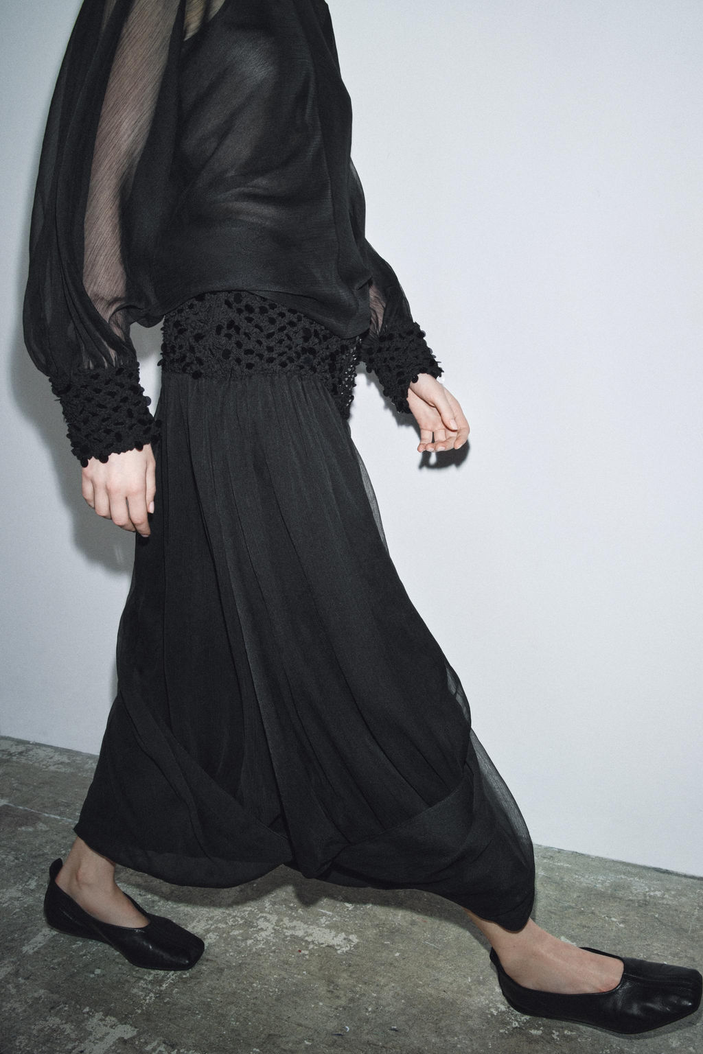 ZW COLLECTION SEMI-SHEER BLOUSE - Zara фото 9