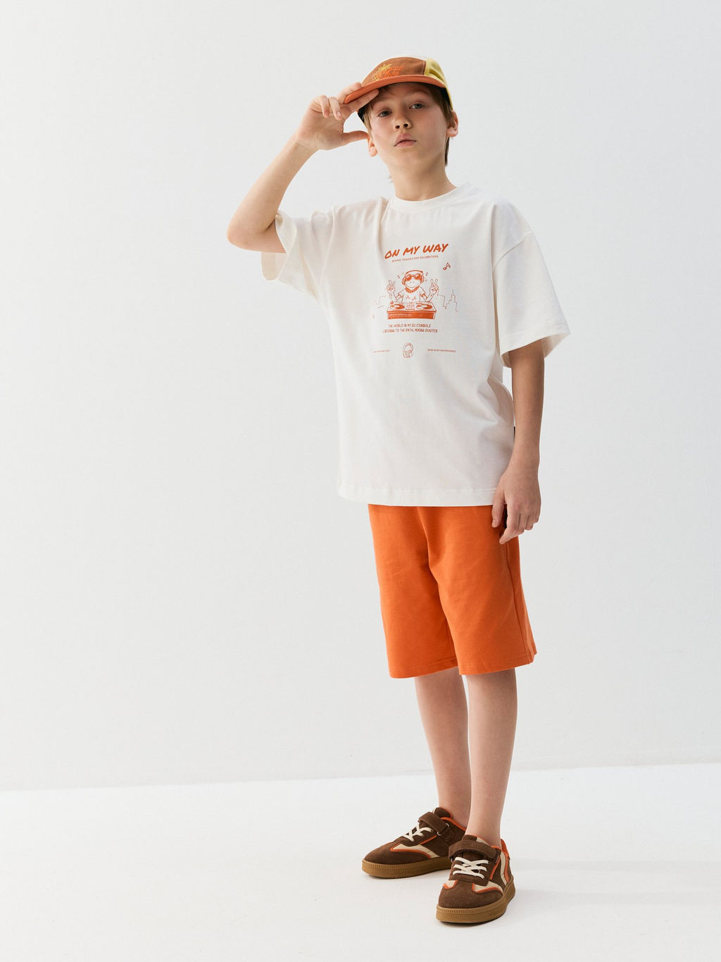 Футболка оверсайз "Тофу" с принтом 7+