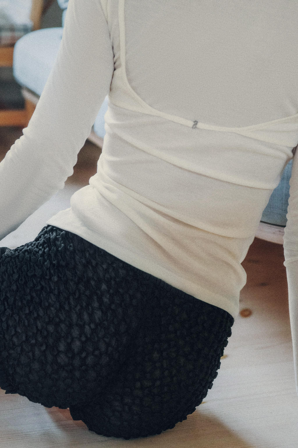 LYOCELL T-SHIRT WITH BACK DETAIL - Zara фото 3