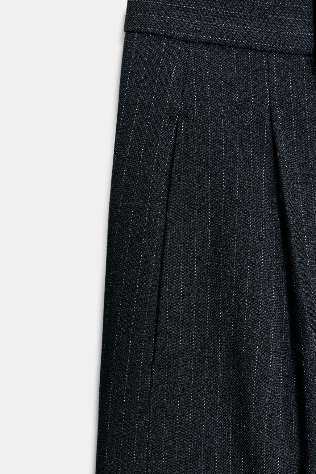 ZW COLLECTION PINSTRIPE PLEATED BERMUDA SHORTS - Zara фото 7