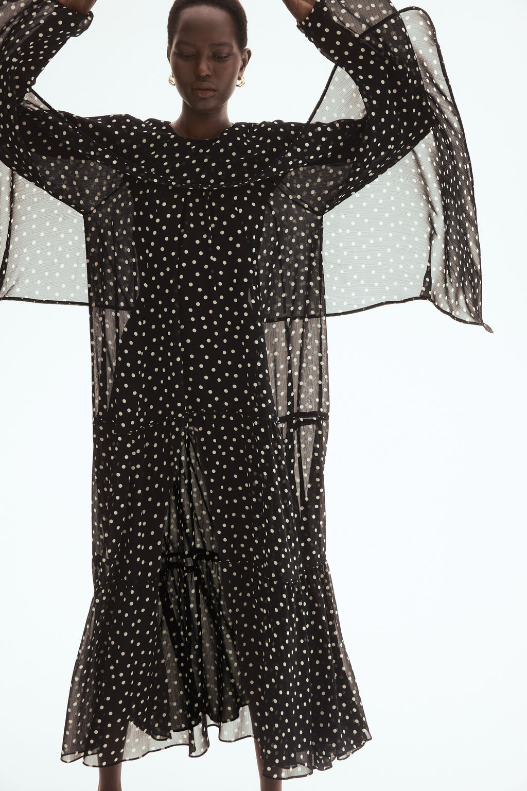 Vestido escalonado con capa decorativa - H&m фото 4