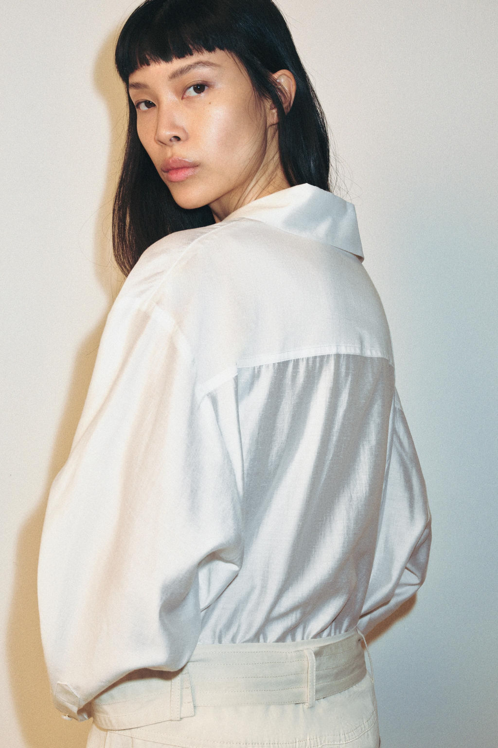 CAMISA SATINADA OVERSIZE / Blanco - Zara фото 3