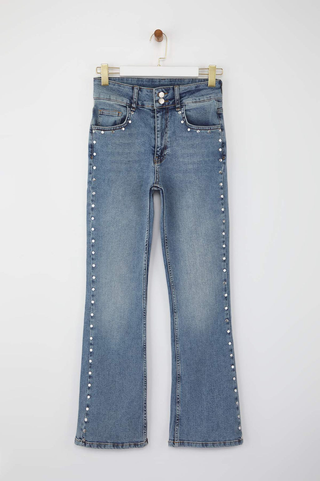 Mavi Tas Detayl? Yuksek Bel Ispanyol Paca Flare Jeans TWOAW26JE00035
