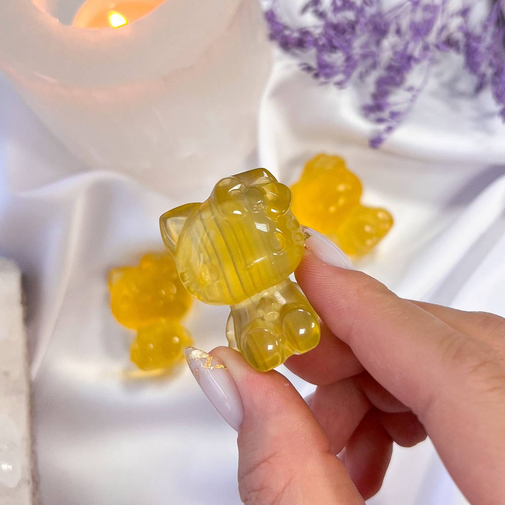 Фигурка резная "Hello Kitty" из Флюорита