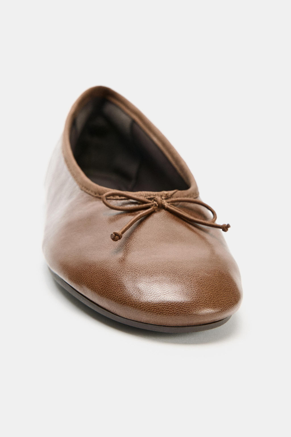 LEATHER BALLET FLATS WITH BOW - Zara фото 13