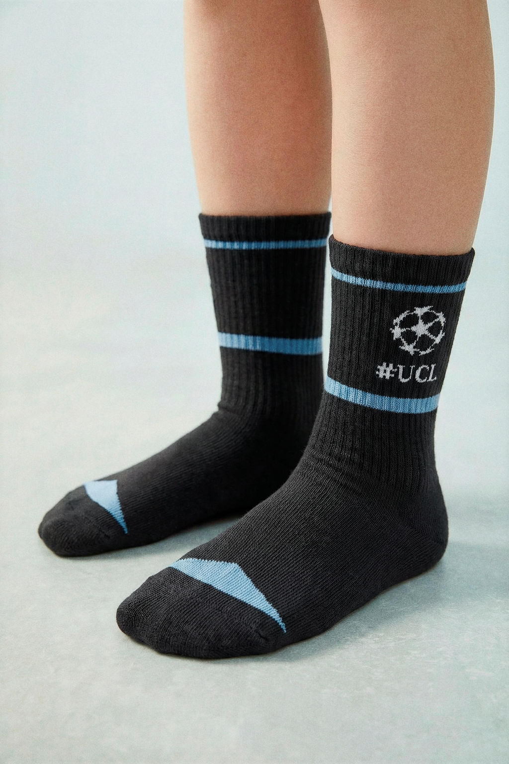PACK DOS CALCETINES LARGOS UEFA CHAMPIONS LEAGUE ® - Zara фото 7