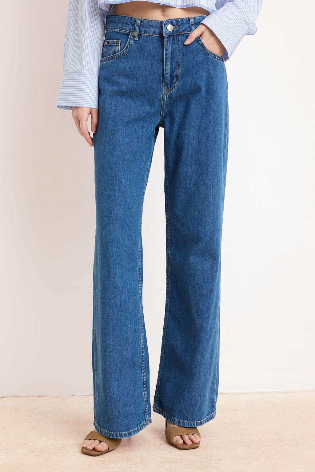 Gri DOKUMLU Yuksek Bel MEVSIMLIK %100 Pamuk Uzun Boy Wide Leg Jeans TWOSS26JE00127 - Trendyolmilla фото 5