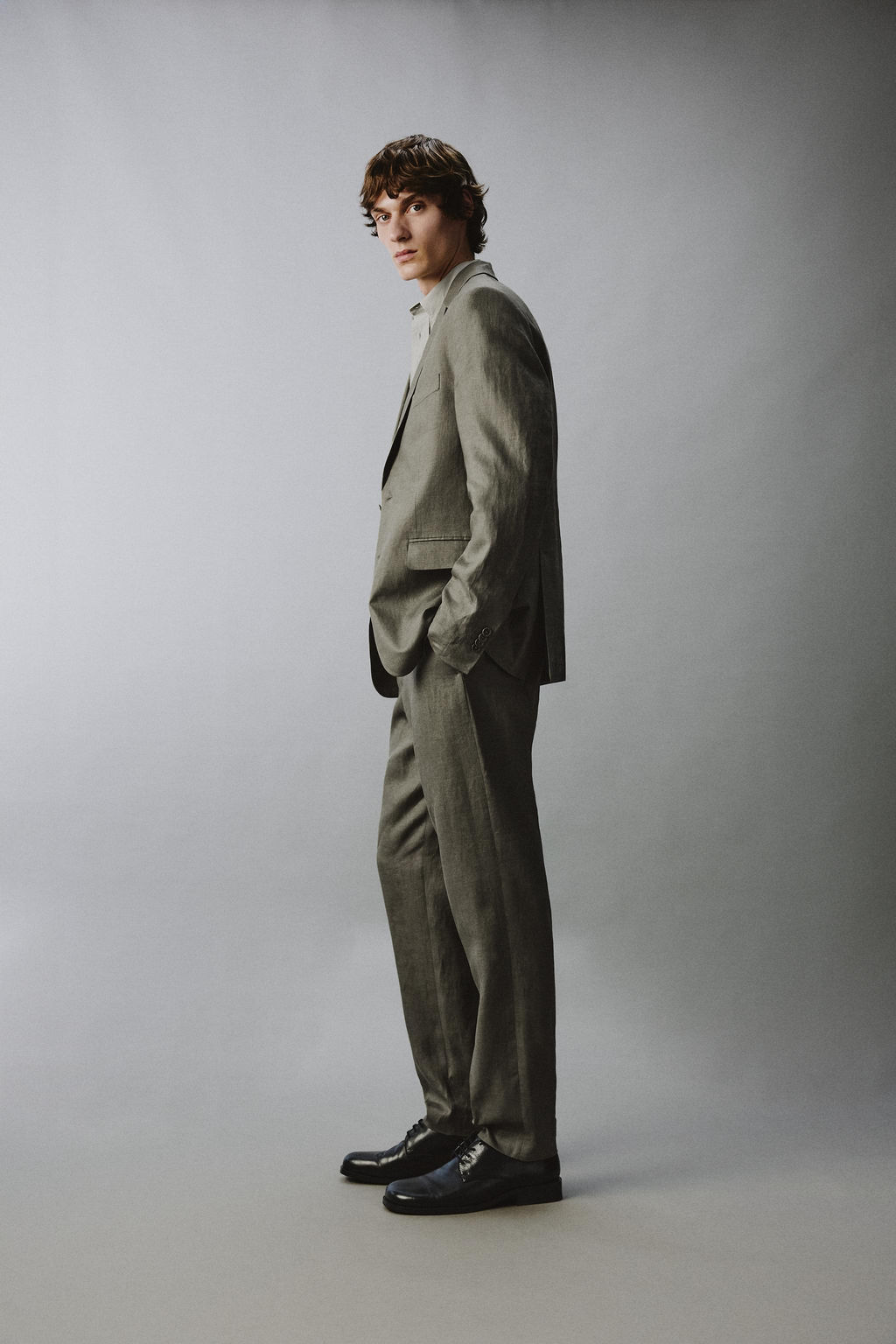 PANTAL?N TRAJE 100% LINO / Verde claro - Zara фото 4