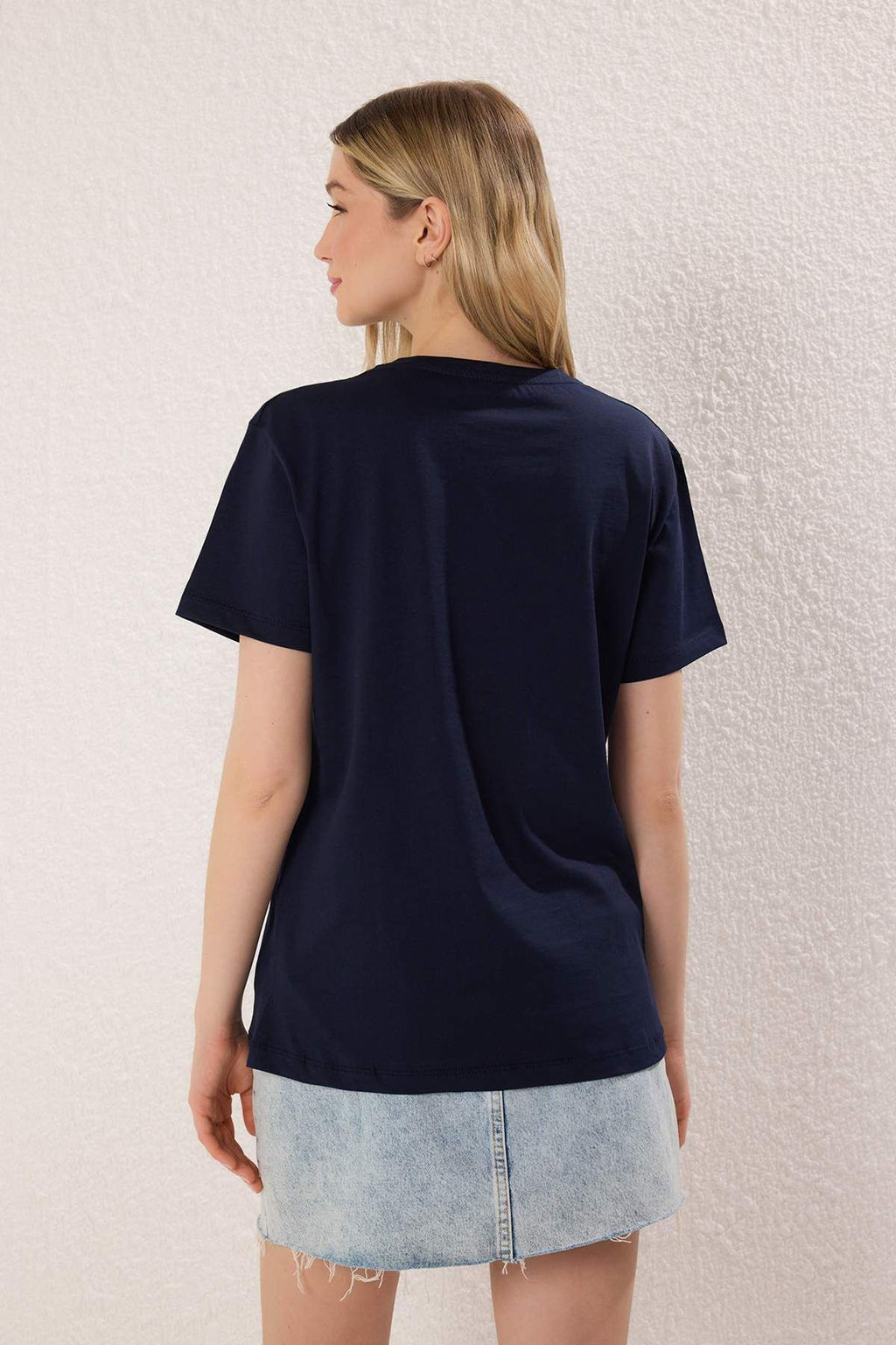 TRENDYOLMILLA Vizon Slogan Bask?l? Regular/Normal Kal?p Orme T-Shirt TWOSS25TS00191