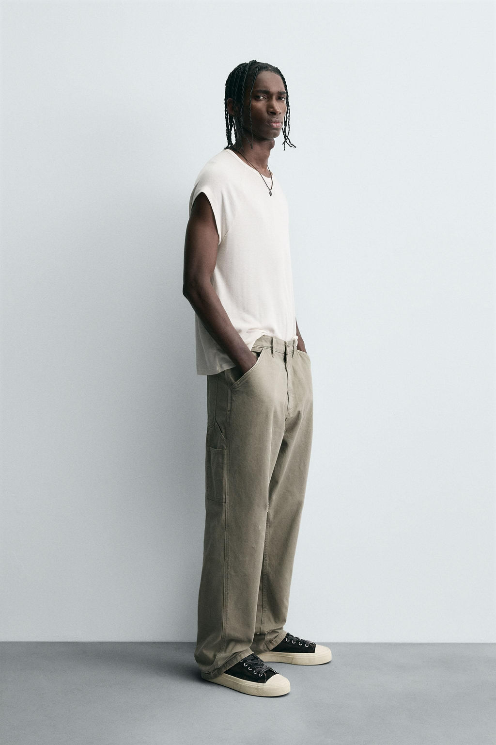 WASHED EFFECT CARPENTER TROUSERS - Zara фото 4