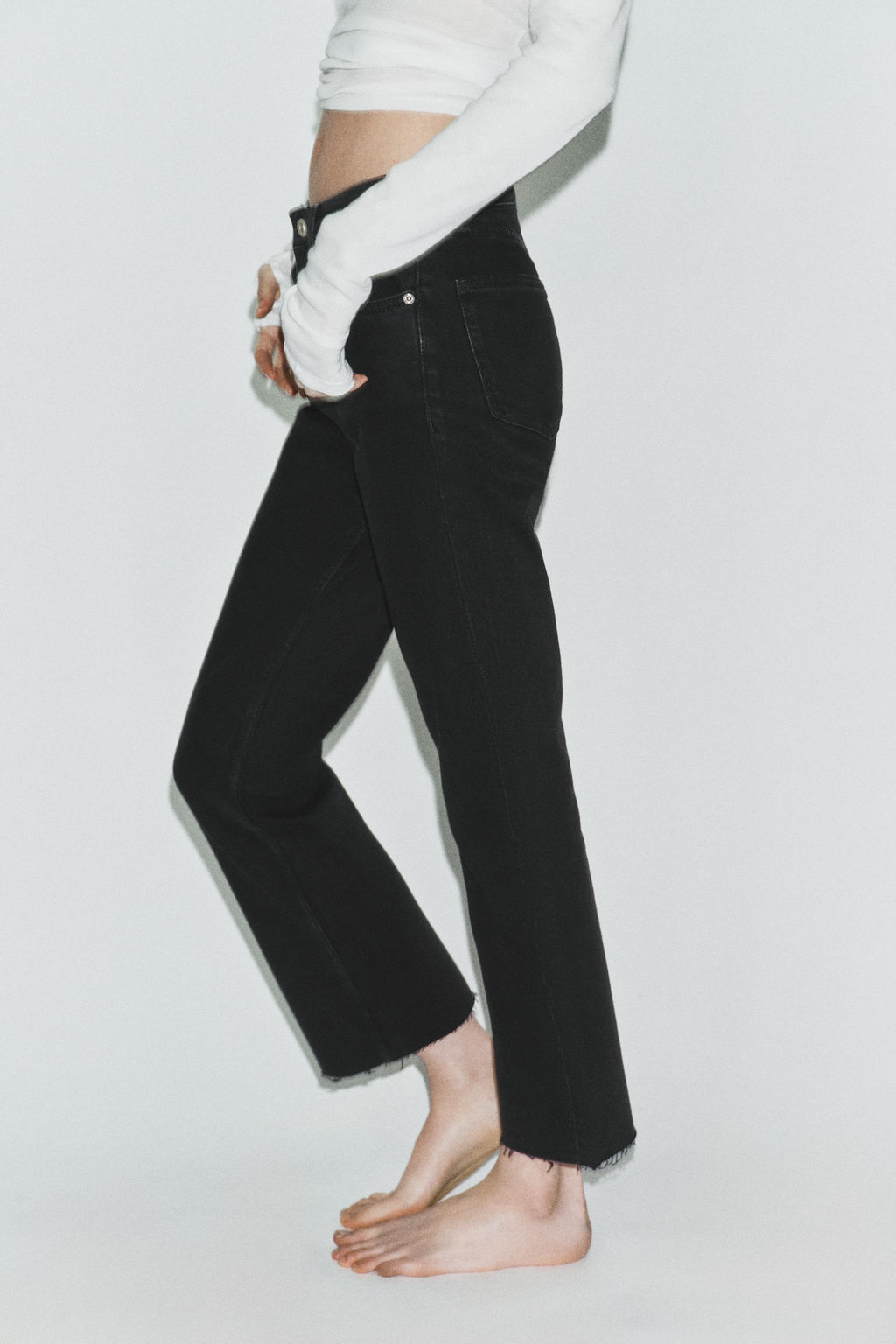 JEANS TRF CROPPED FLARE TIRO ALTO / Negro - Zara фото 4
