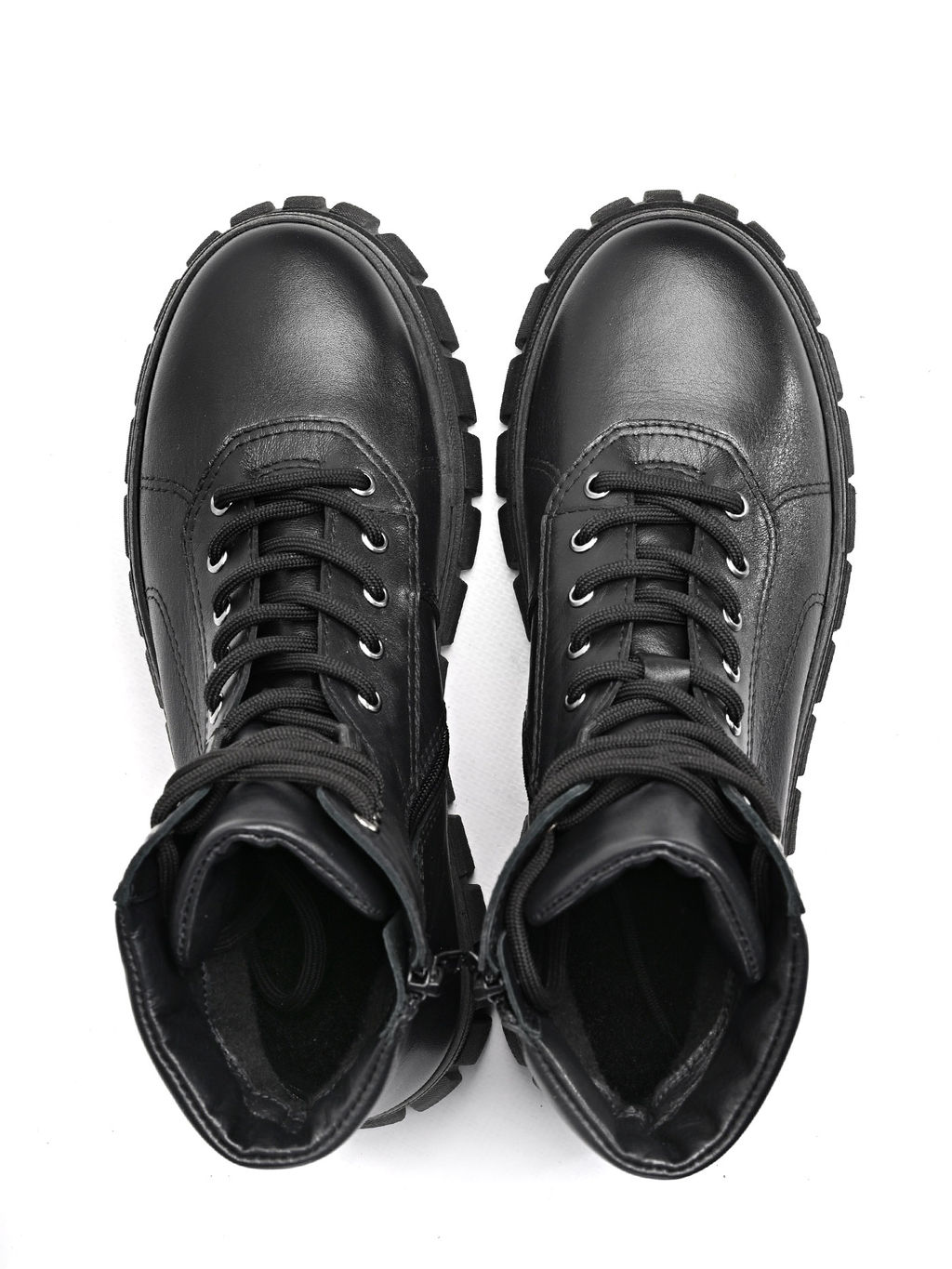 Ботинки женские Ионесси