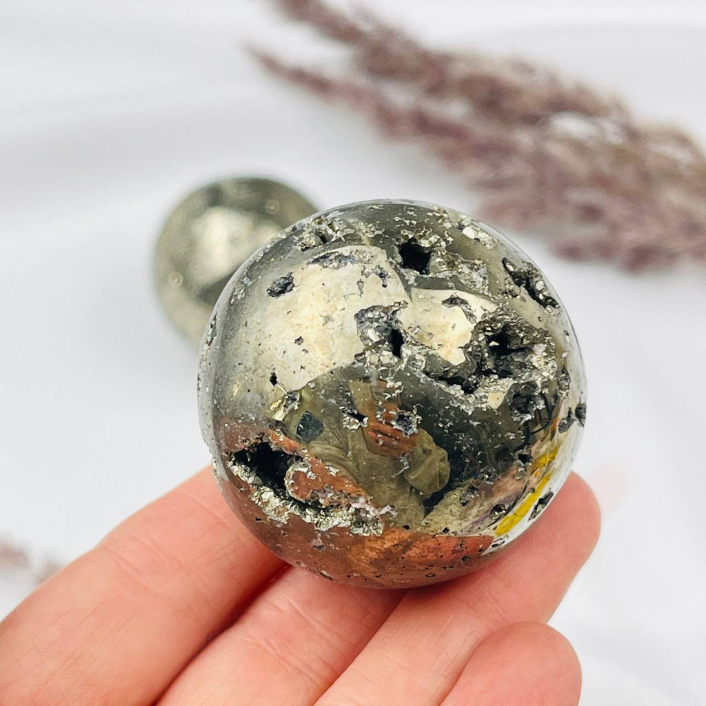 Шар из Пирита