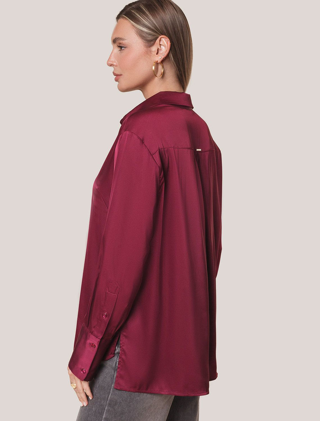 D29.275 Блузка женская винный