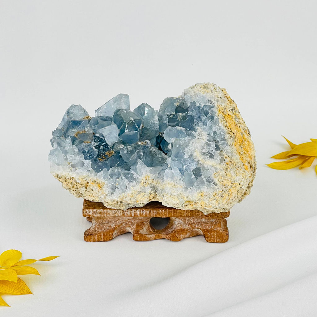 Друза Целестина на подставке - Радуга самоцветов фото 2