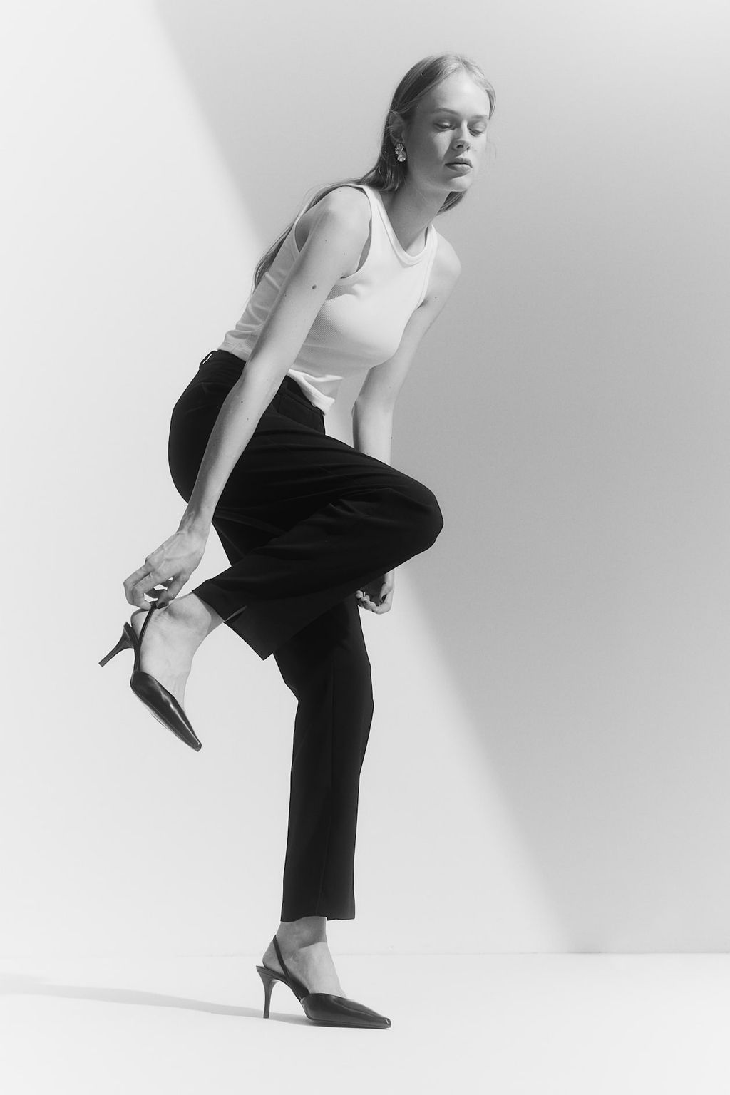 Pantalon sastre con perneras pitillo - H&m фото 3