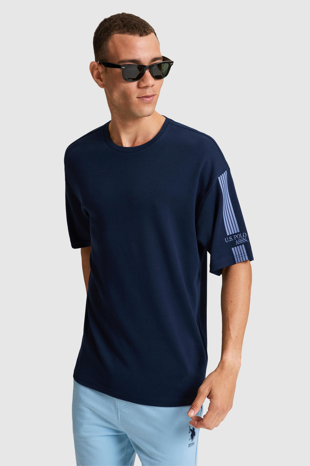 Erkek Lacivert Comfort Fit Bisiklet Yaka Ti__rt