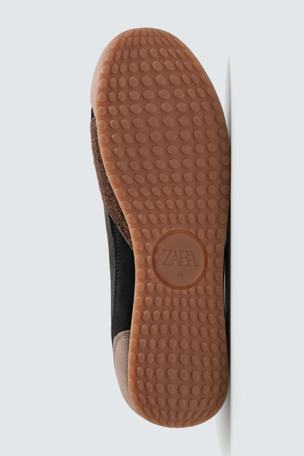 ZAPATILLA ESTILO RETRO / Negro - Zara фото 7