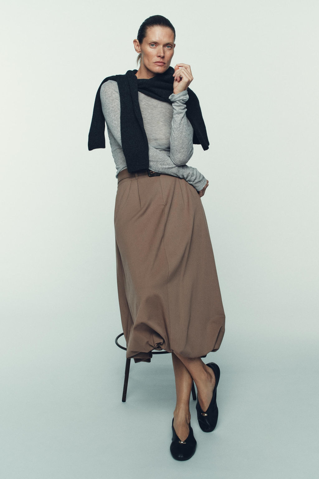 LEATHER BALLET FLATS WITH APPLIQU_