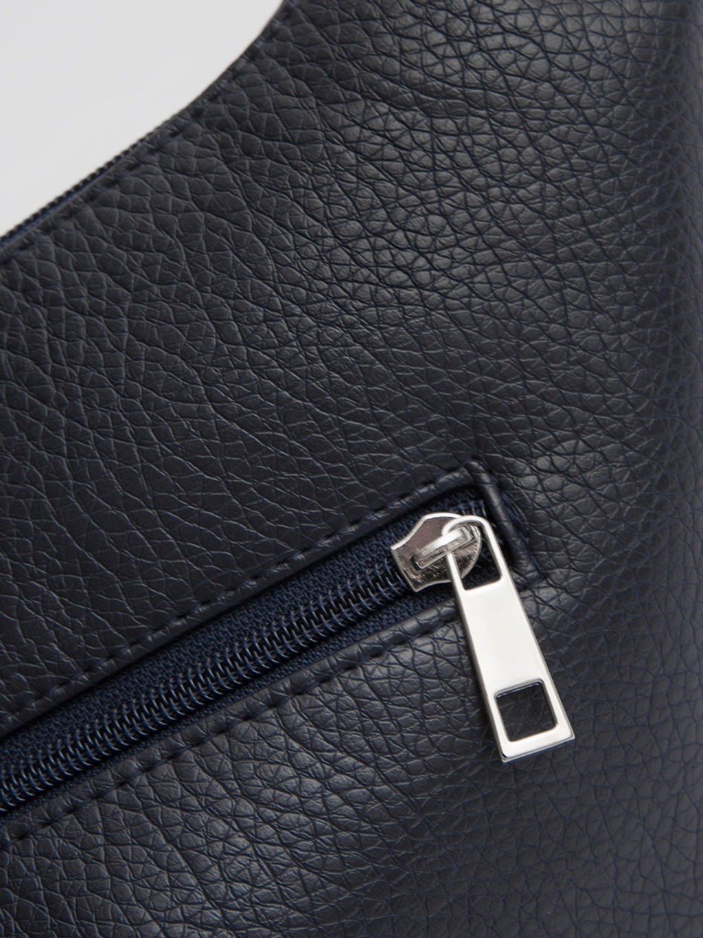 1375 860 70 Сумка женская