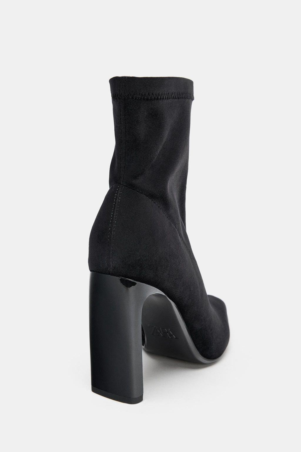 VELVET-EFFECT ANKLE BOOTS