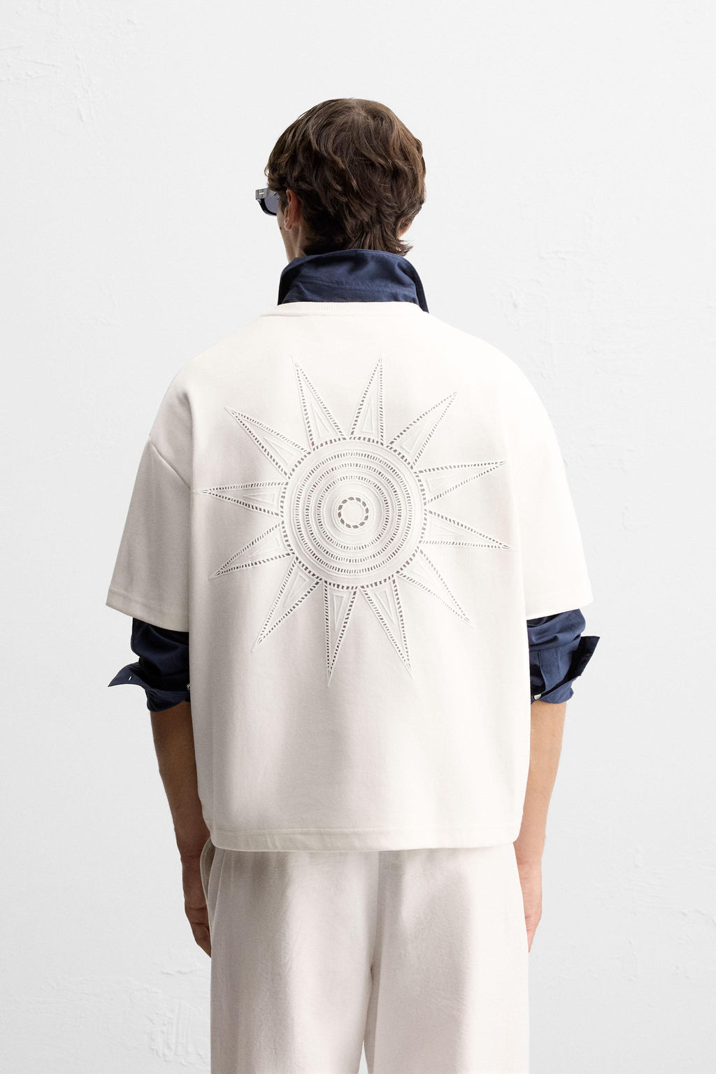 RAISED PRINT SWEATSHIRT - Zara фото 3