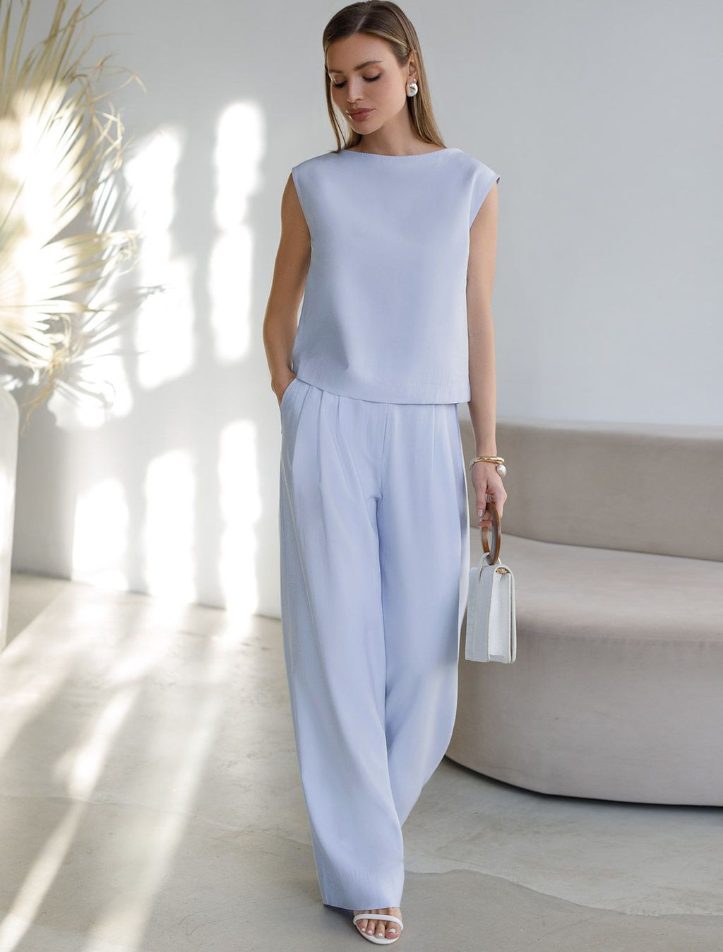 Топ c вырезом лодочка из плотного лиоцелла - Vilatte фото 5