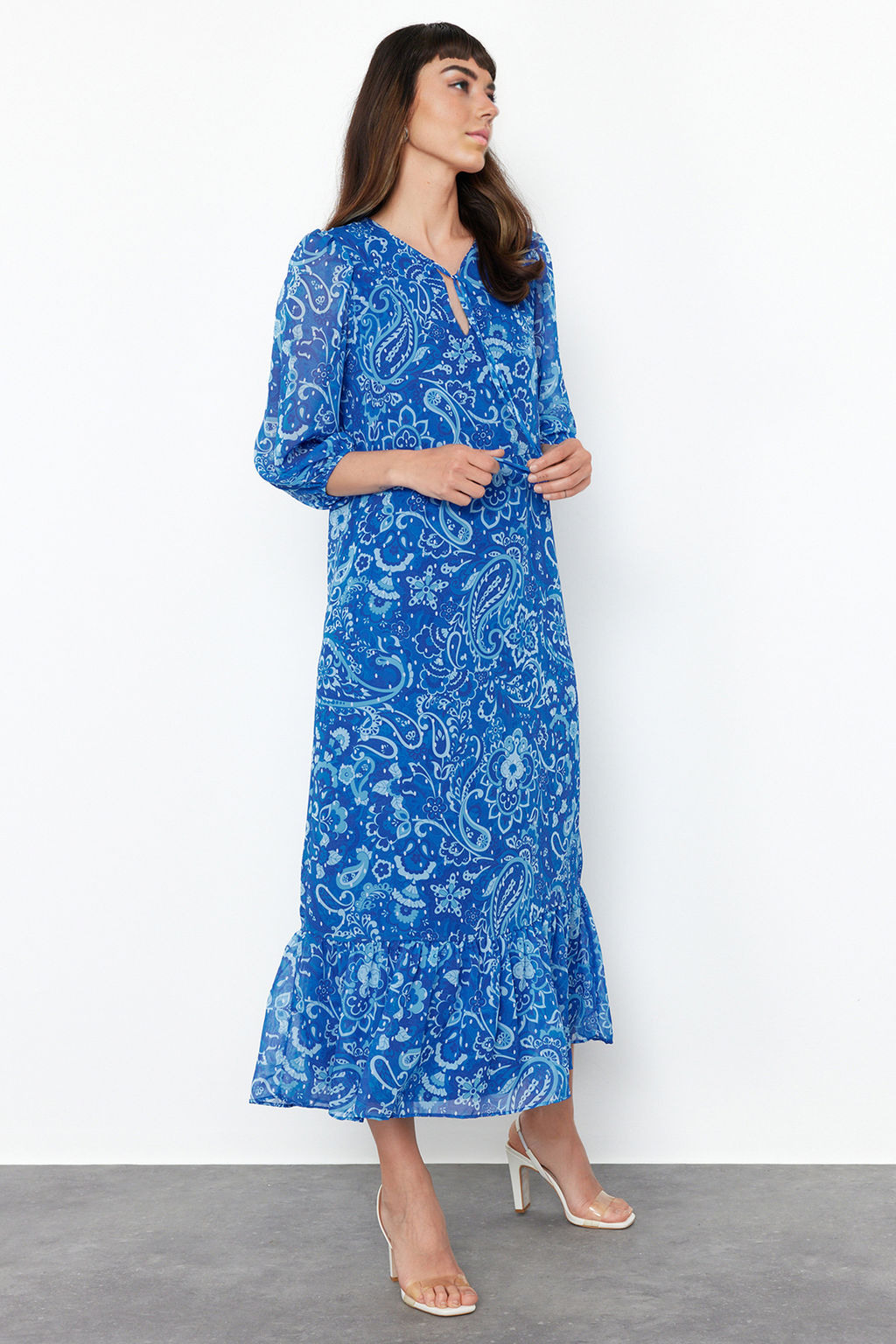 Pembe Sal Desenli Duz Kesim Maxi Astarl? Sifon Dokuma Elbise TWOSS24EL00639 - Trendyolmilla фото 10