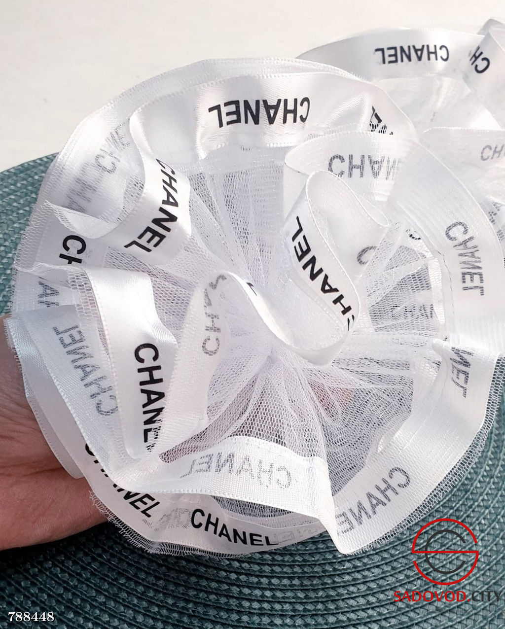 Бант школьный на резинке 1 шт