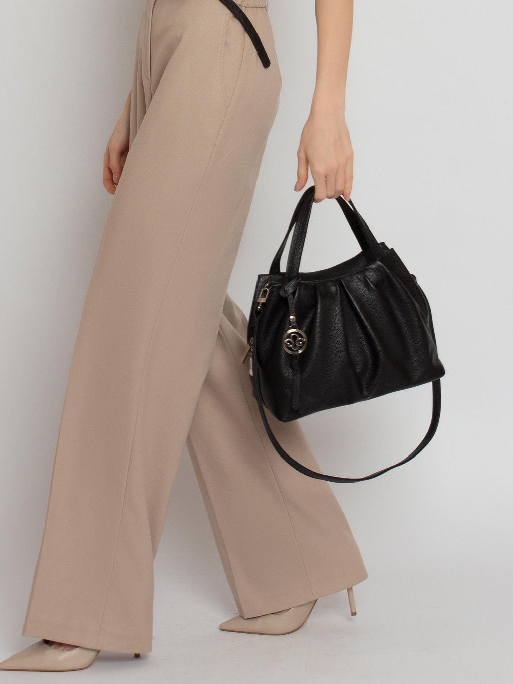 2747LN 335 Черный