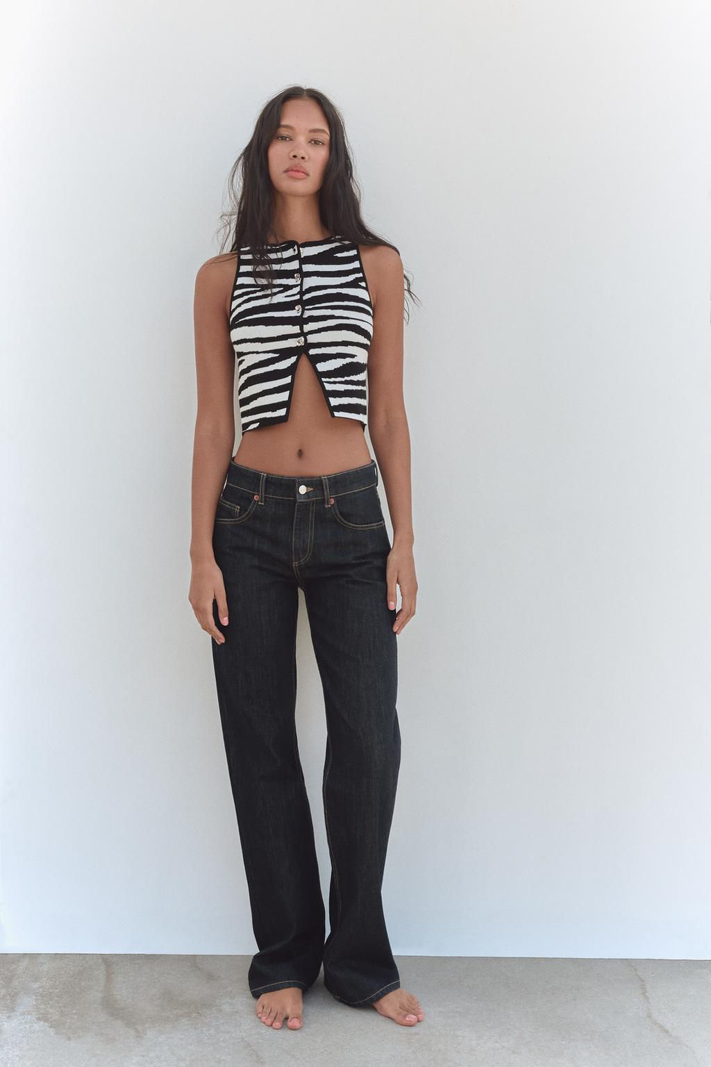 PLAIN KNIT CROP TOP