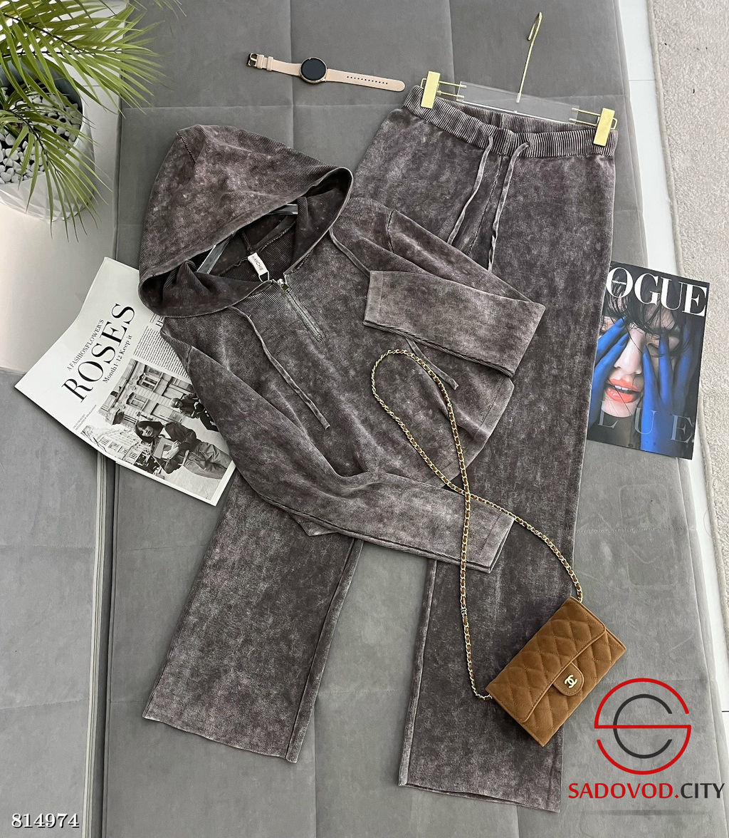 Костюм двойка кофта на замке и штаны
