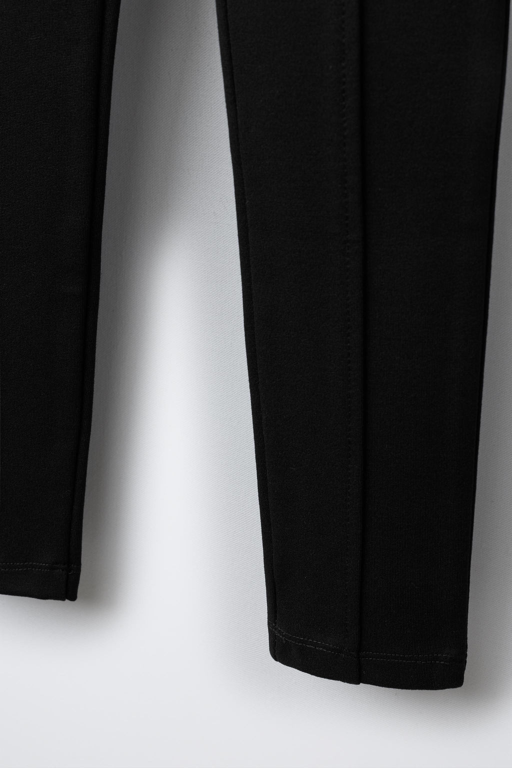 PONTE DI ROMA KNIT LEGGINGS WITH BUTTONS - Zara фото 4