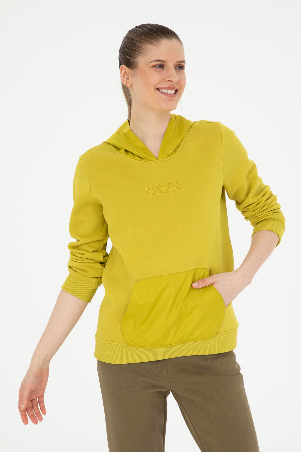 Женский свитшот фисташкового зеленого цвета