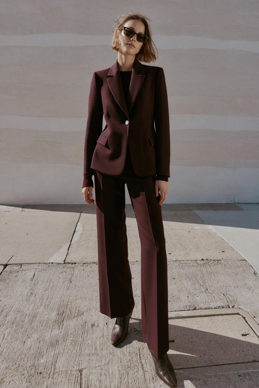 FITTED BLAZER WITH SHOULDER PADS - Zara фото 8