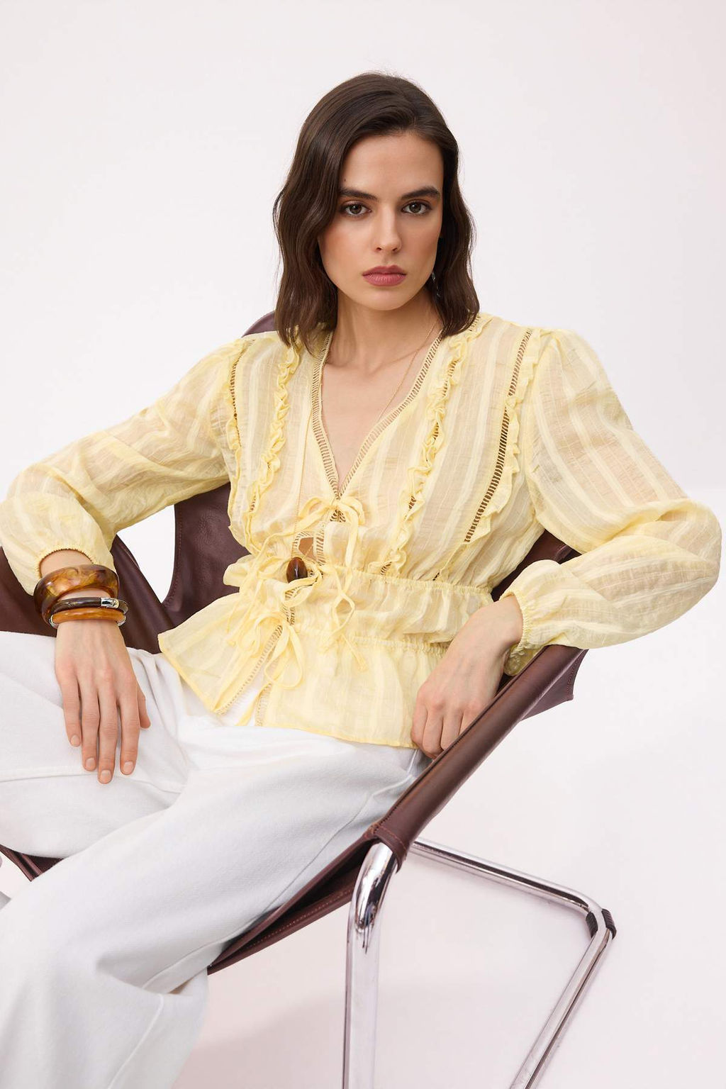 Ac?k Sar? Kedi Merdivenli Hafif Transparan Boho Gomlek TWOSS26GO00101