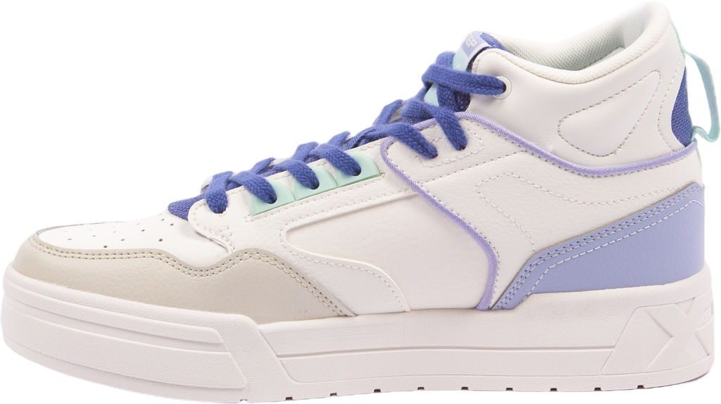 Кроссовки женские