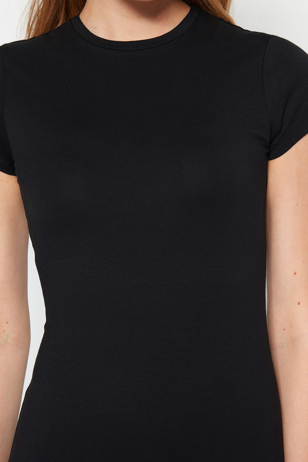 TRENDYOLMILLA Siyah K?sa Kol Fitted/Vucuda Oturan Pamuklu Esnek Midi Orme Kalem Elbise TWOSS23EL00313 фото 3