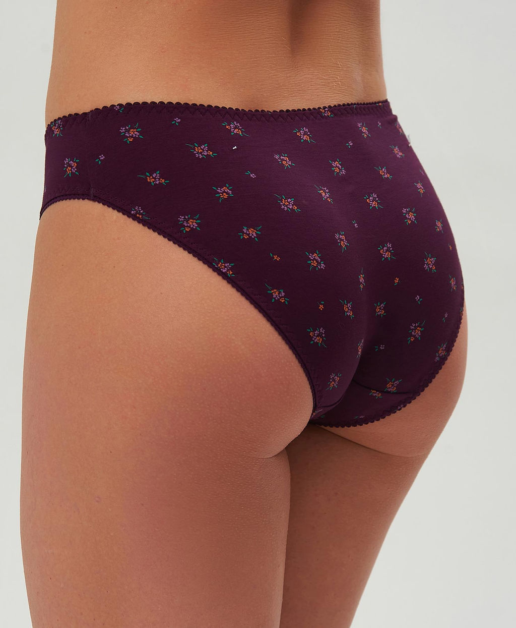 Трусы женские слипы Cherry Girl M083 модал, эластан размеры S, M, L, XL