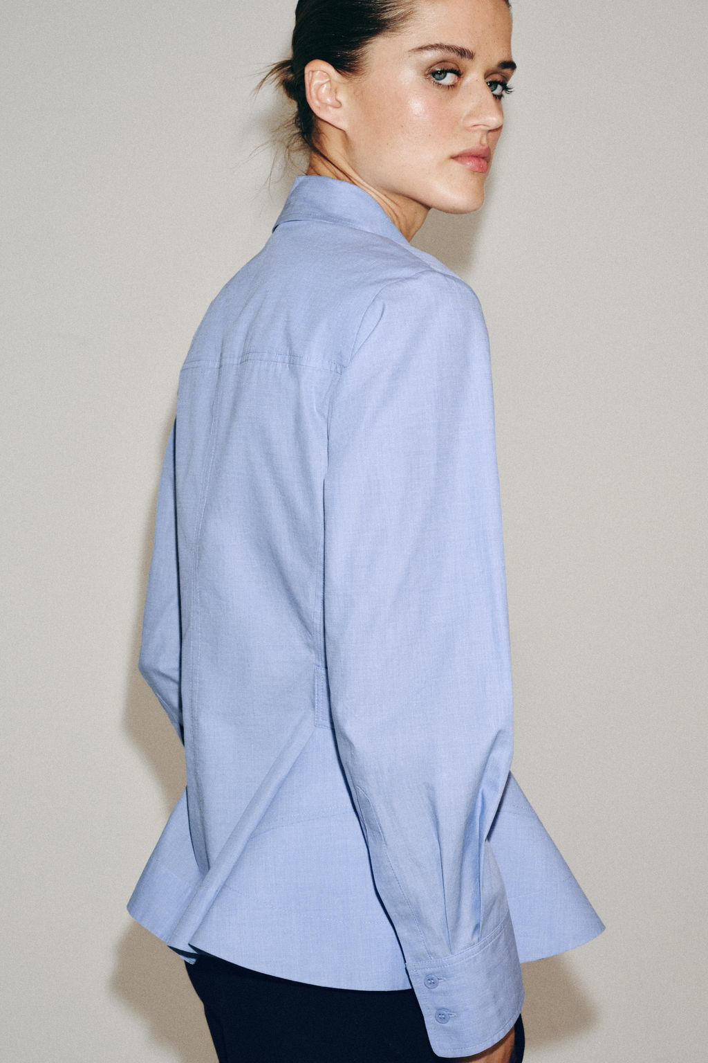 CAMISA POPEL?N PEPLUM ZW COLLECTION / Azul vigor? - Zara фото 5