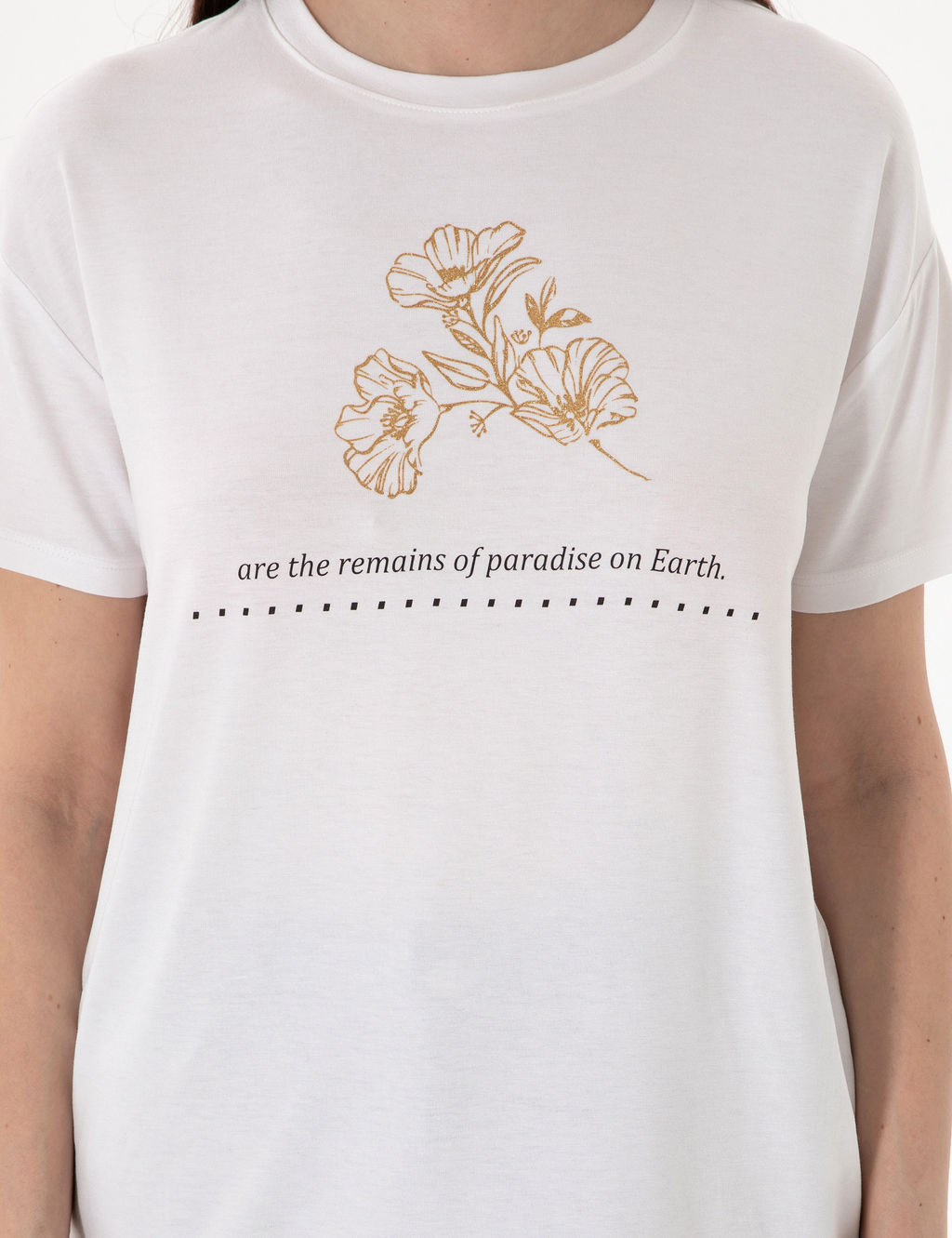 Beyaz Regular Fit Ti__rt