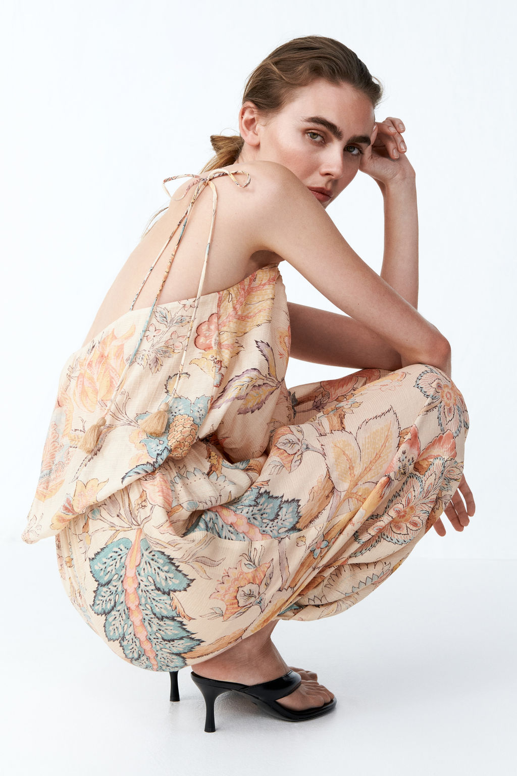 Mono con tirantes de lazo y perneras globo - H&m фото 4