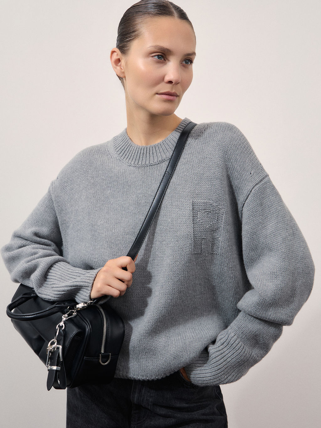 Оверсайз джемпер с шерстью в составе / Zarina