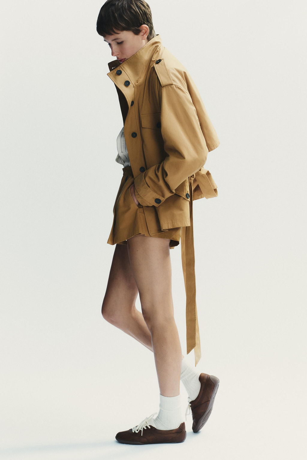 SHORT TRENCH COAT