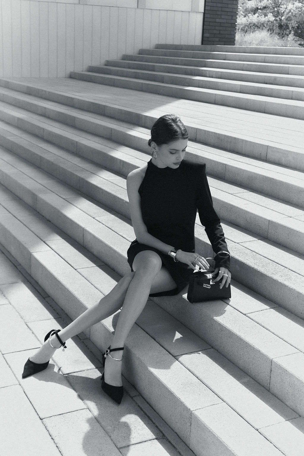 Платье асимметричное из трикотажа